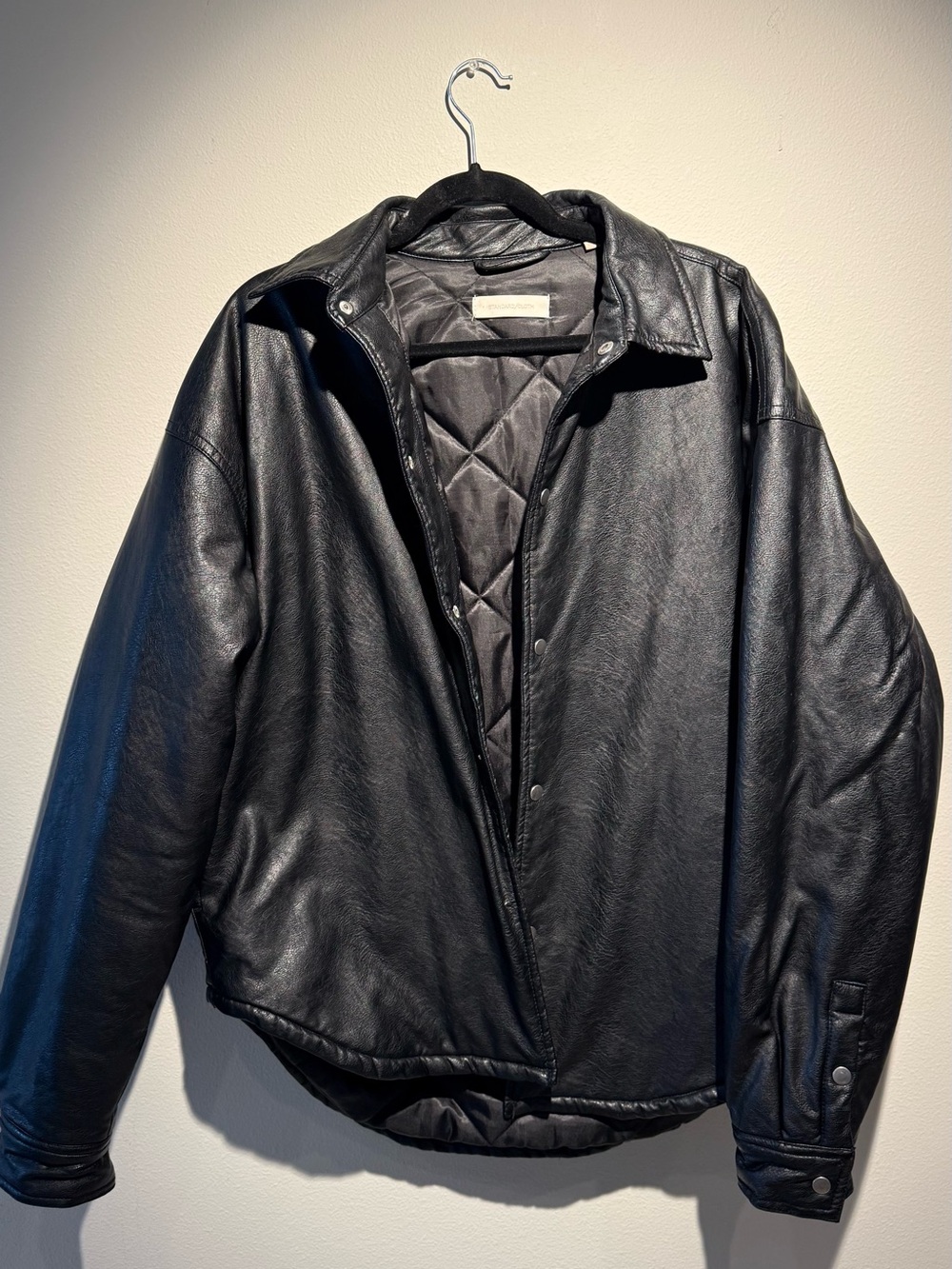 Men's Black Quilted-Lining Leather Bomber Jacket